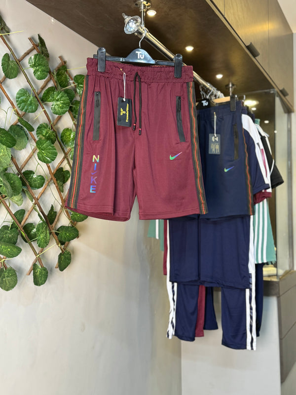 Nike striper mahroon